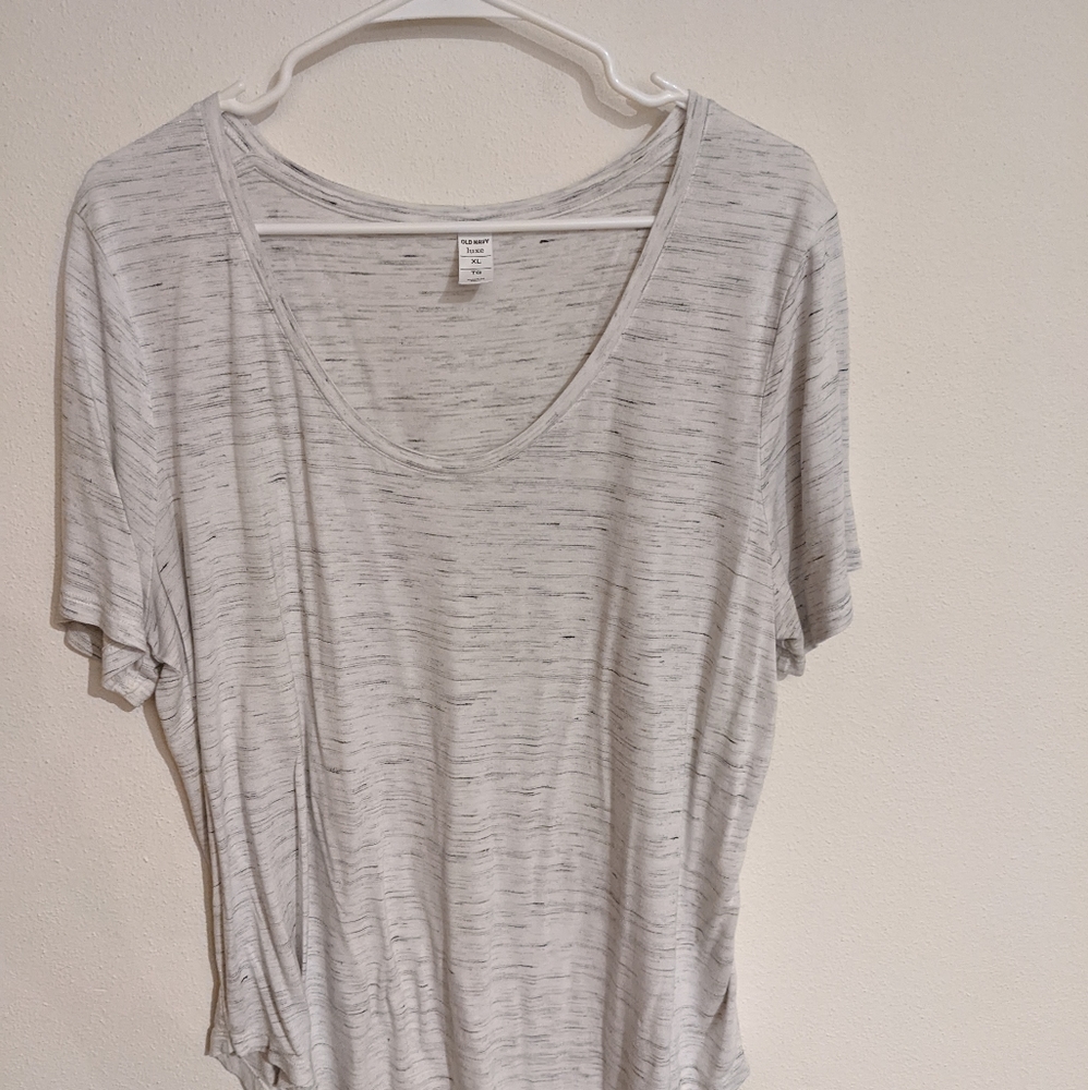 Old Navy Luxe T-shirt in White with Black, XL
